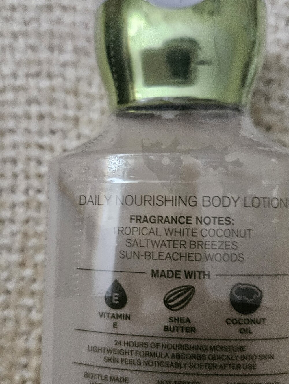 Bath & Body Works Waikiki Beach Coconut Body Lotion & Hand Cream Set - Green - Picture 2 of 2